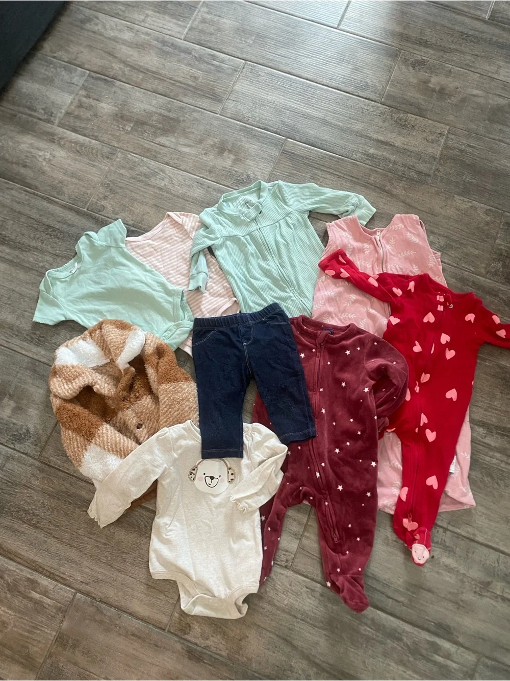 6-9 Month Bundle | Baby Clothing | Girls | Carter’s